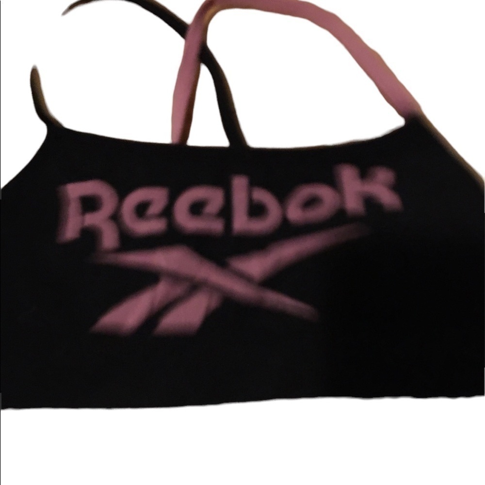 Free whit purchase Reebok sports bras